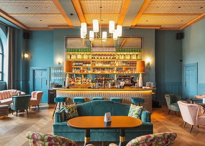 The Clarence Hotel 4*