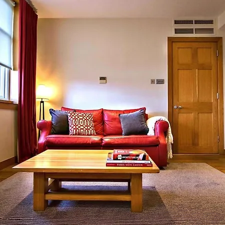 The Clarence 4* Dublino