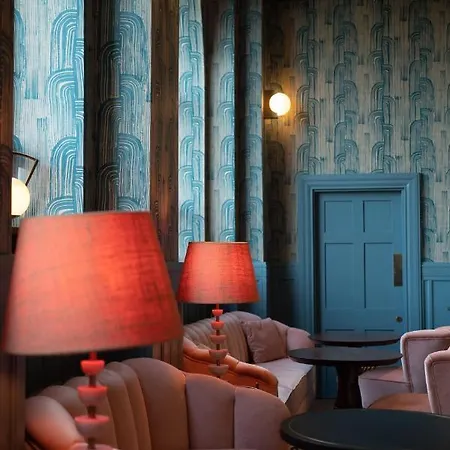 The Clarence Hotel 4*