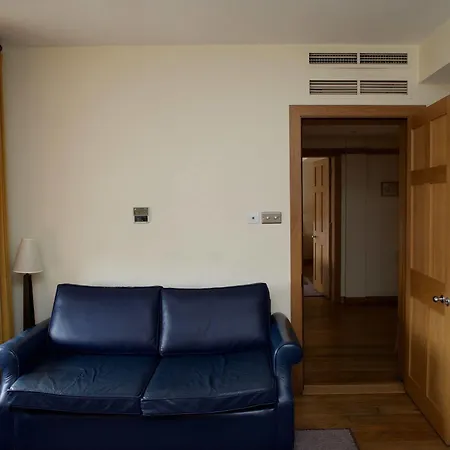 The Clarence 4*