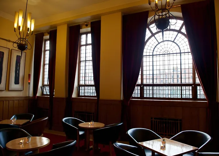 Hotell The Clarence 4*