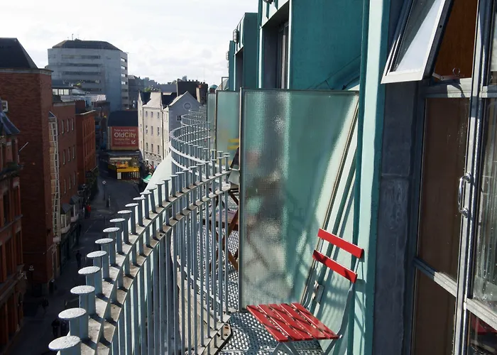 Otel The Clarence 4*