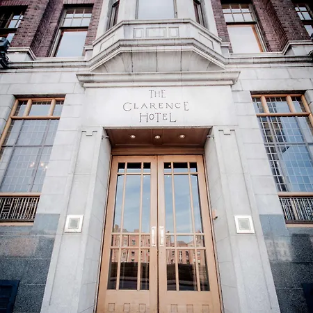 The Clarence 4*