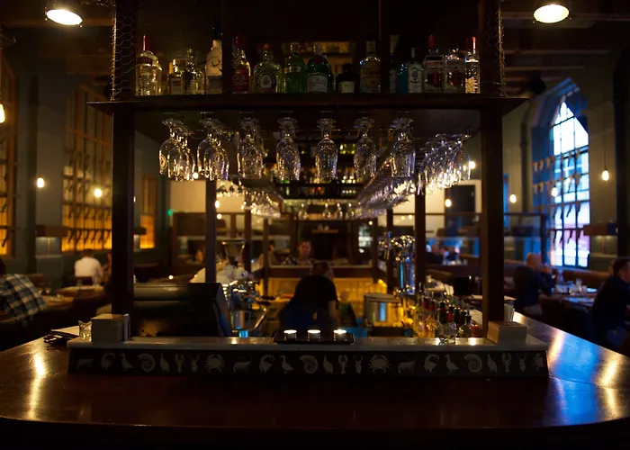 Отель The Clarence 4*